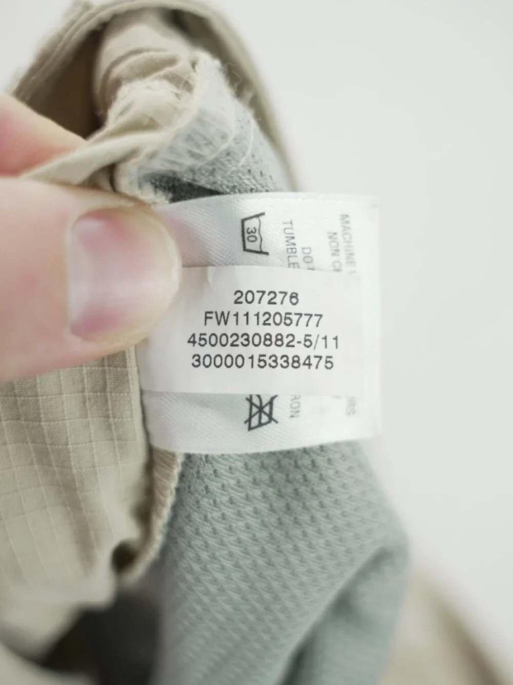 Under Armour 38x30 Beige Ripstop Hunt Fish Convertible Mens Cargo Pants